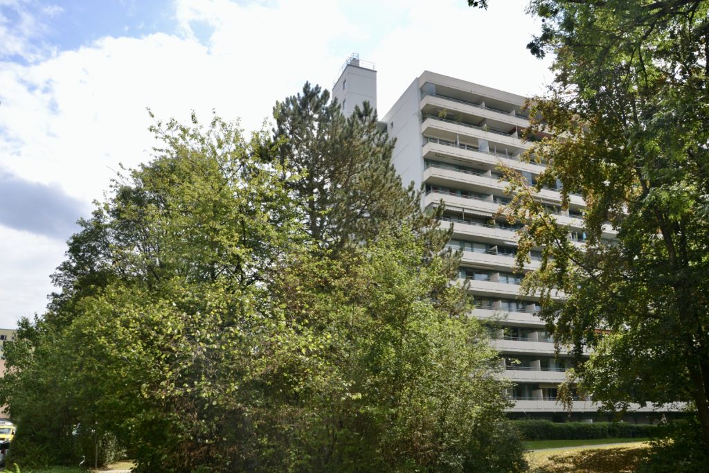 helle 2-Zimmerwohnung mit Blick über München zur Kapitalanlage